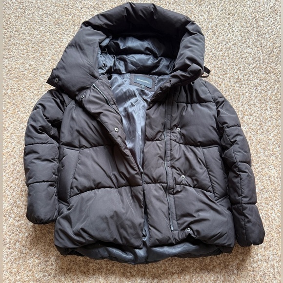 BCBGMaxAzria Jackets & Blazers - BCBG MAXAZRIA puffer short jacket size xs black